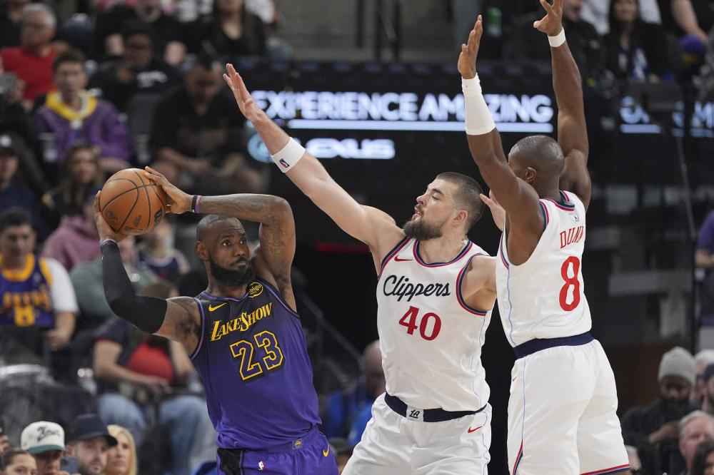 都比赛季初 都比赛季初