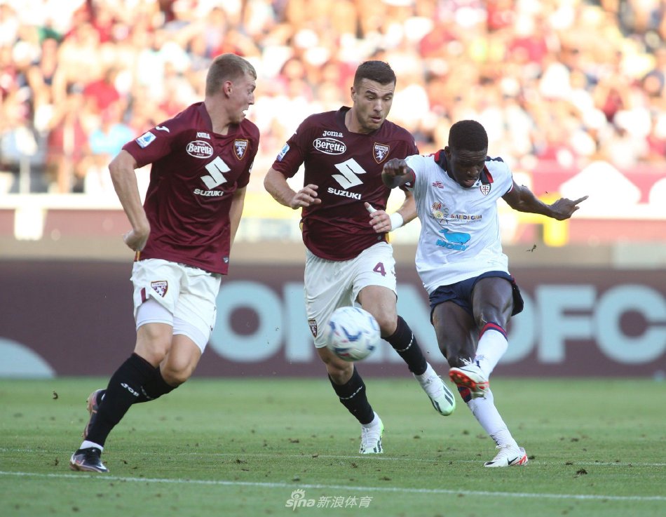 役中展现了 役中展现了