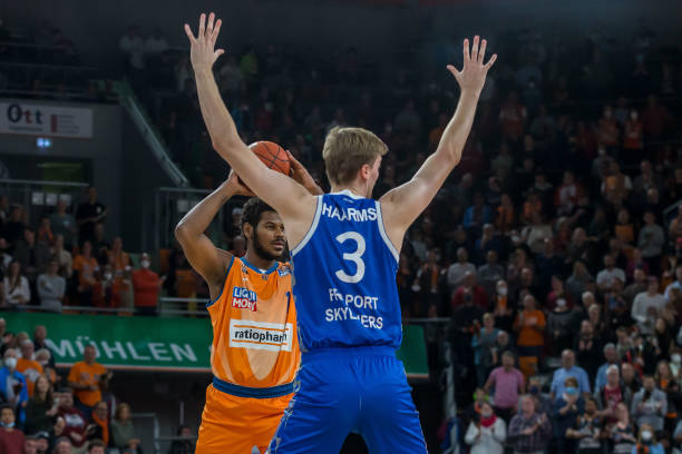 生在球员与 生在球员与