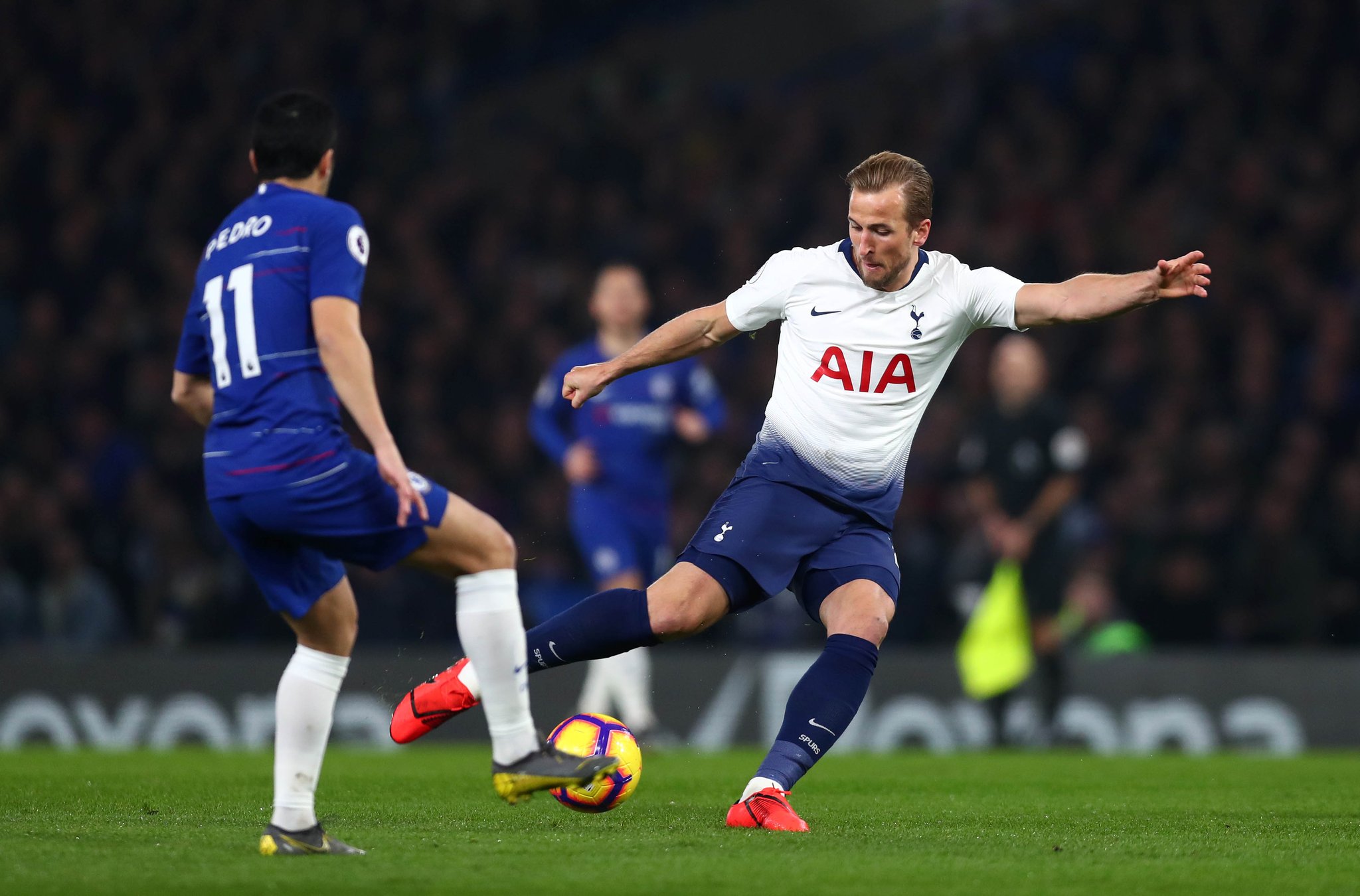 使他成为球 使他成为球