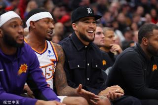 伦纳德几乎 伦纳德几乎